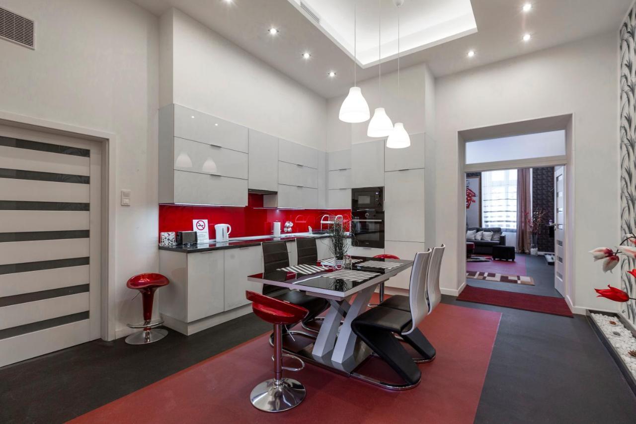 Exclusive Marilyn Apartment In The Heart Of Βουδαπέστη Εξωτερικό φωτογραφία